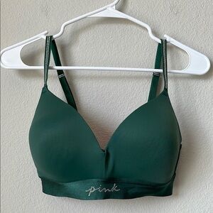 🤍 Victoria's Secret Pink Wear Everywhere Lightly Lined Bra